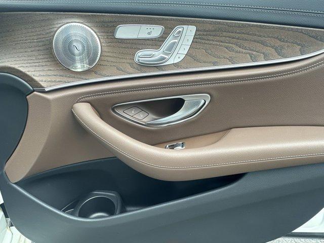Photo of 2022 White Mercedes-Benz E-Class
