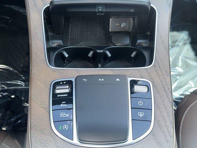 Photo of 2022 White Mercedes-Benz E-Class