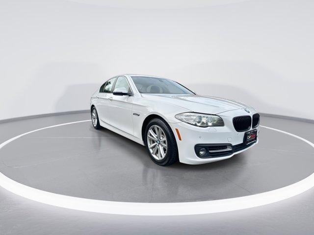 Photo of 2016 White BMW 528