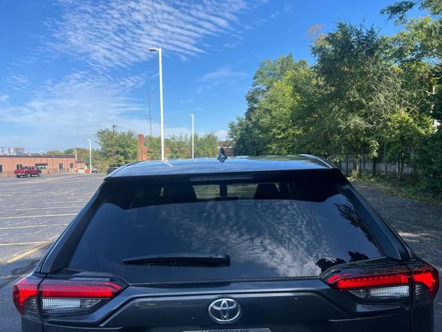 Photo of 2022 Magnetic Gray Metallic Toyota RAV4