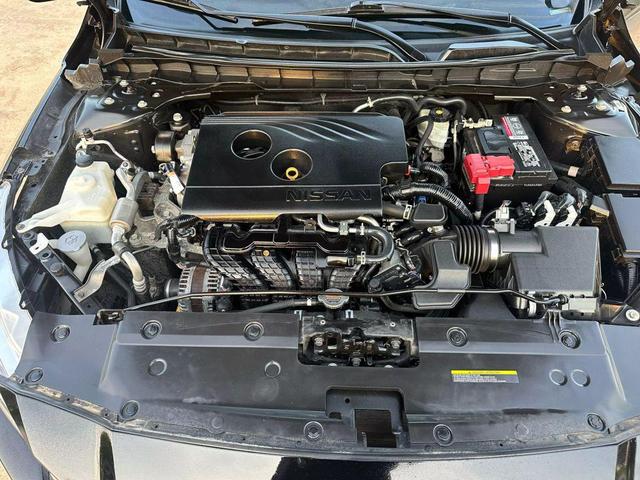 Photo of 2020 Super Black Nissan Altima