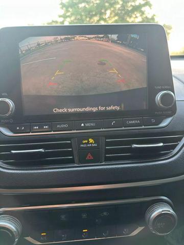 Photo of 2020 Super Black Nissan Altima
