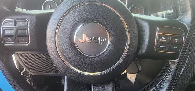 Photo of 2016 Black Clearcoat Jeep Wrangler Unlimited