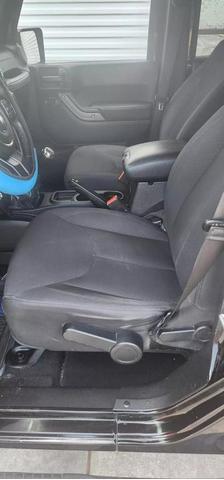 Photo of 2016 Black Clearcoat Jeep Wrangler Unlimited