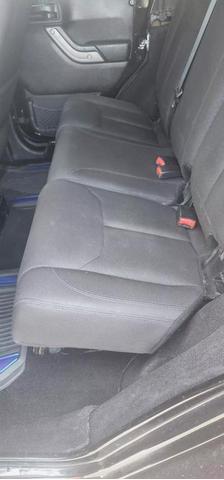 Photo of 2016 Black Clearcoat Jeep Wrangler Unlimited