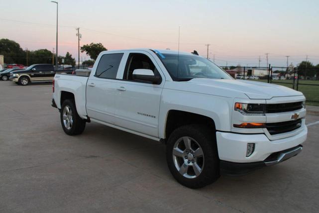Photo of 2017 White Chevrolet Silverado 1500
