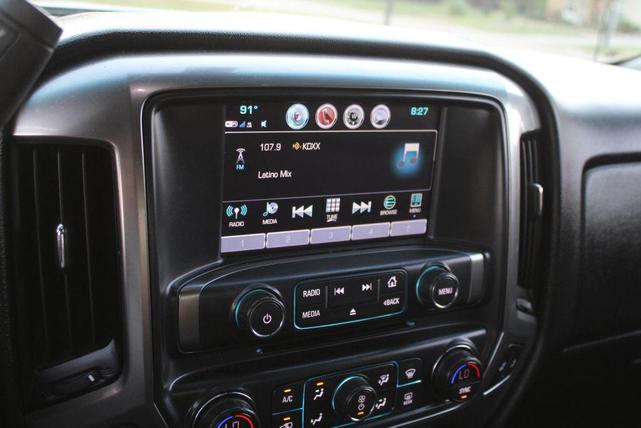 Photo of 2017 White Chevrolet Silverado 1500