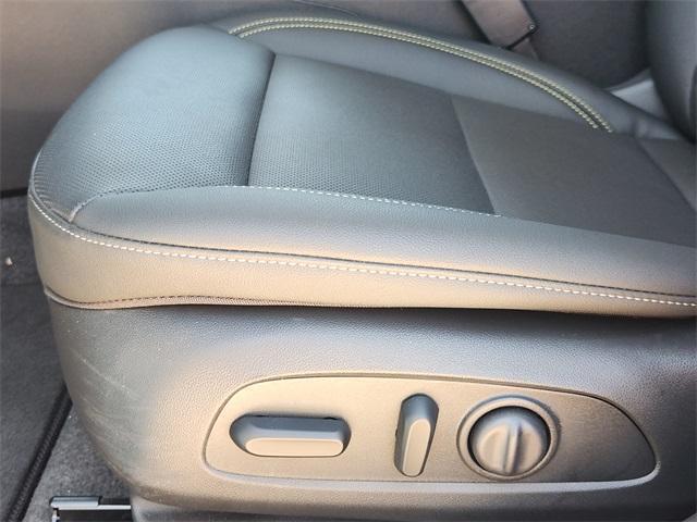 Photo of 2025 Marina Blue Metallic Chevrolet Trax