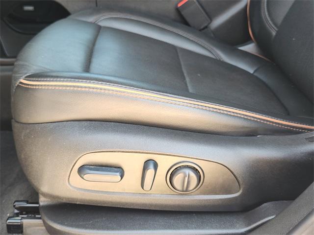 Photo of 2023 Summit White GMC Acadia