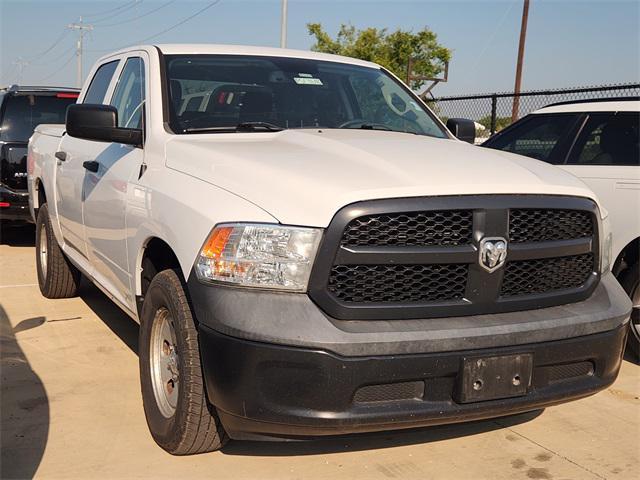 Photo of 2019 Bright White Clearcoat RAM 1500
