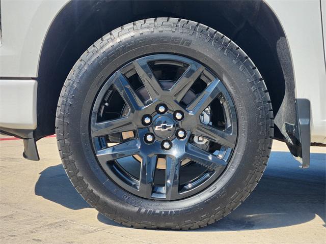 Photo of 2023 Summit White Chevrolet Silverado 1500