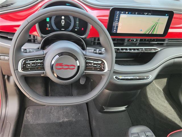 Photo of 2024 Red by (Red) FIAT 500e