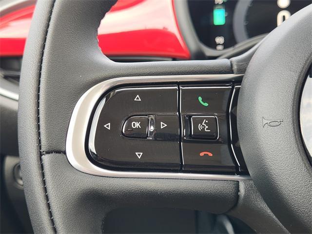 Photo of 2024 Red by (Red) FIAT 500e