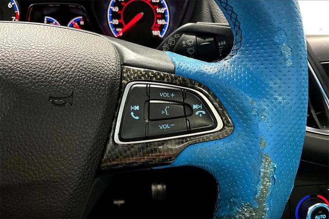 Photo of 2017 Blue Ford Focus RS
