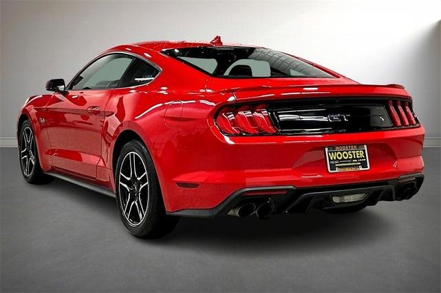 Photo of 2022 Race Red Ford Mustang