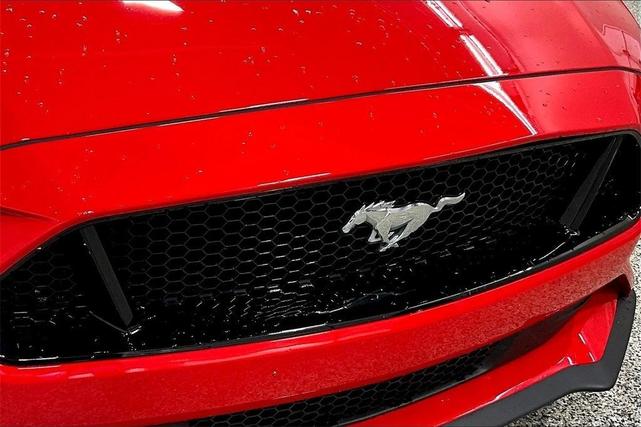 Photo of 2022 Race Red Ford Mustang