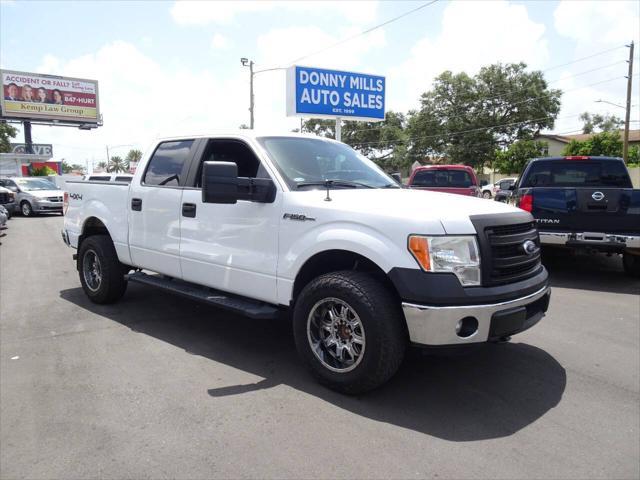Photo of 2014 White Ford F-150