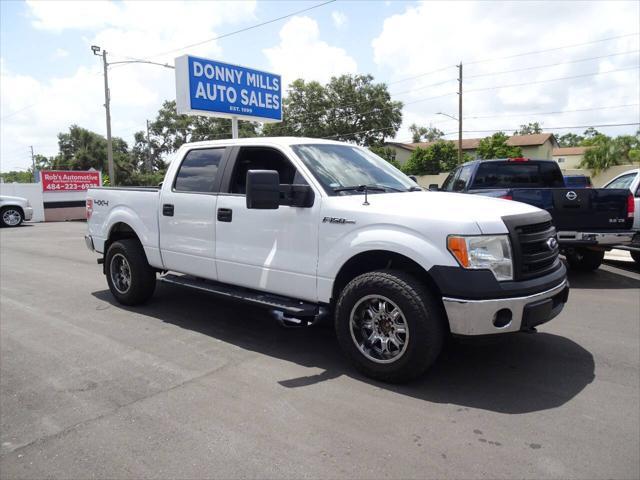 Photo of 2014 White Ford F-150