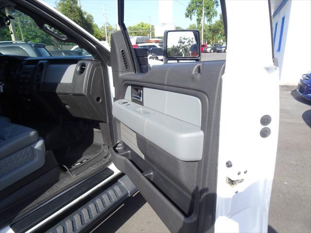 Photo of 2014 White Ford F-150