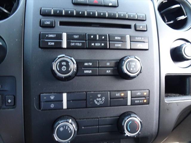 Photo of 2014 White Ford F-150