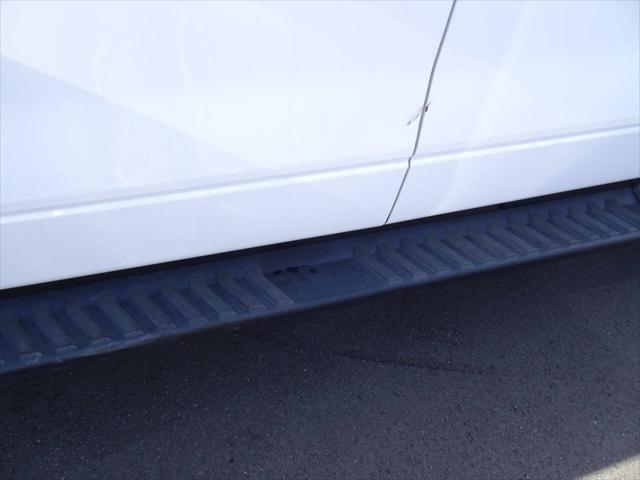 Photo of 2014 White Ford F-150