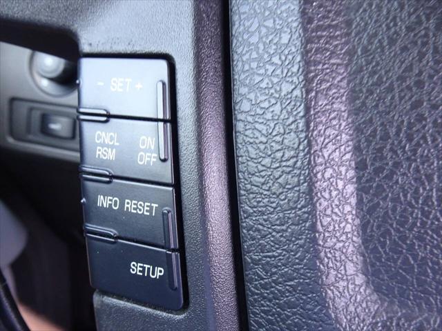 Photo of 2014 White Ford F-150