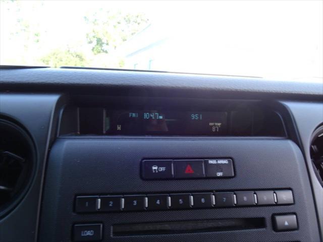 Photo of 2014 White Ford F-150