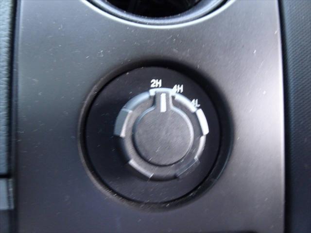 Photo of 2014 White Ford F-150
