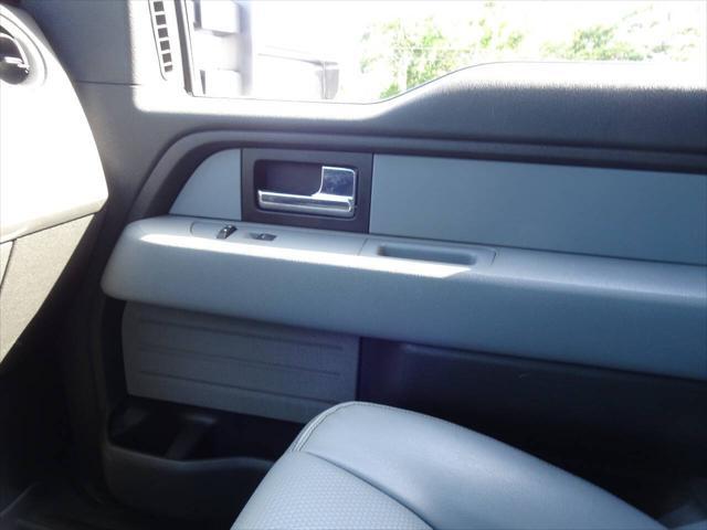 Photo of 2014 White Ford F-150