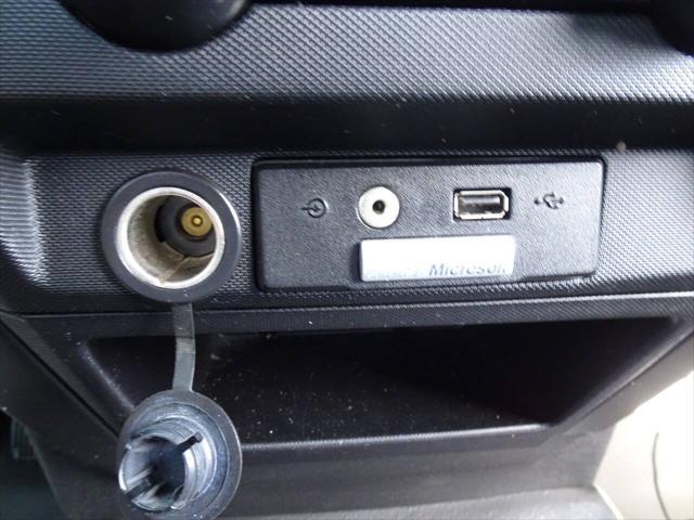 Photo of 2014 White Ford F-150