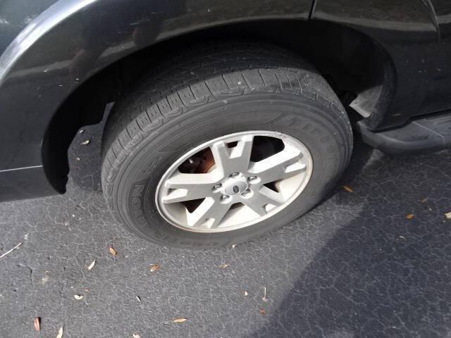 Photo of 2010 Gray Ford Explorer
