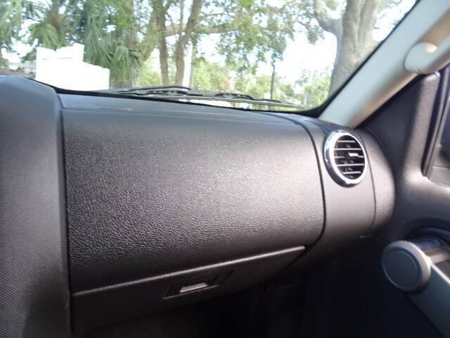 Photo of 2010 Gray Ford Explorer
