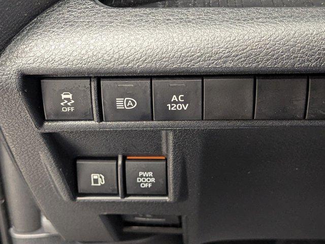 Photo of 2022 Midnight Black Metallic Toyota Sienna