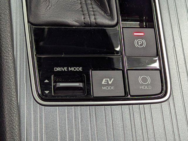 Photo of 2022 Midnight Black Metallic Toyota Sienna