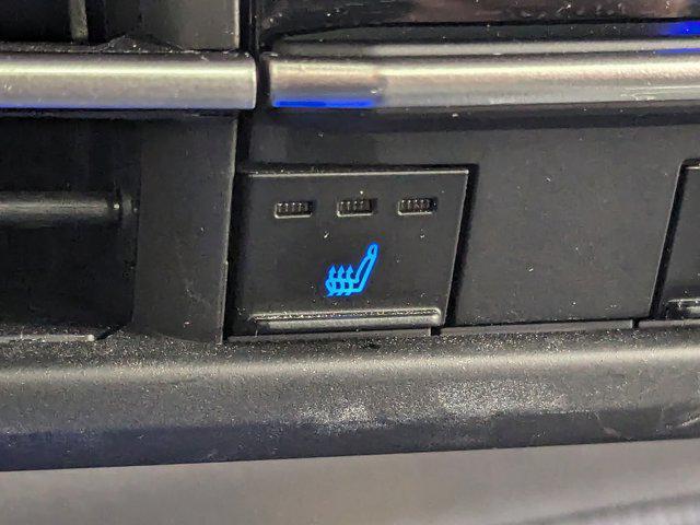 Photo of 2022 Midnight Black Metallic Toyota Sienna