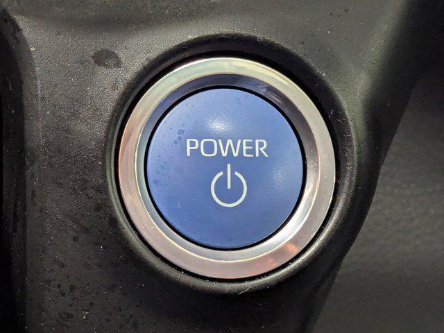 Photo of 2022 Midnight Black Metallic Toyota Sienna
