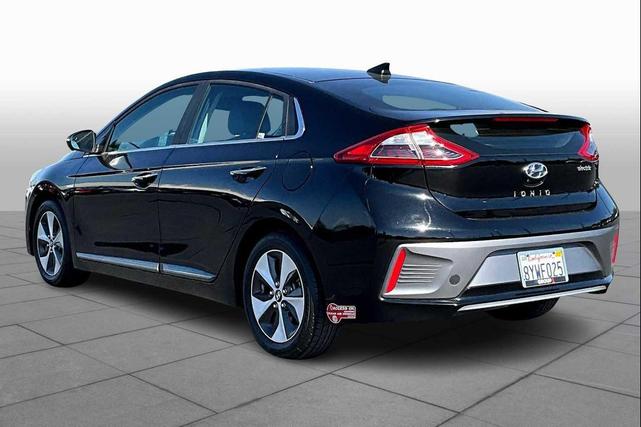 Photo of 2018 Black Noir Pearl Hyundai IONIQ EV