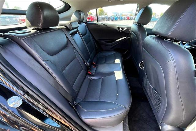 Photo of 2018 Black Noir Pearl Hyundai IONIQ EV