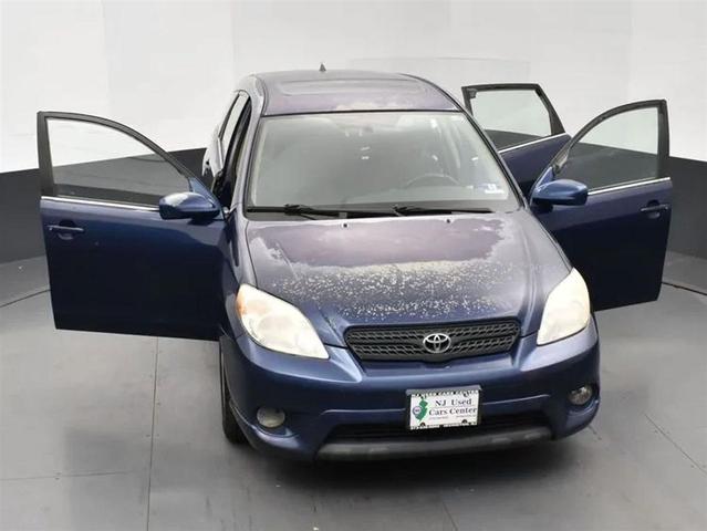 Photo of 2005 Cosmic Blue Metallic Toyota Matrix