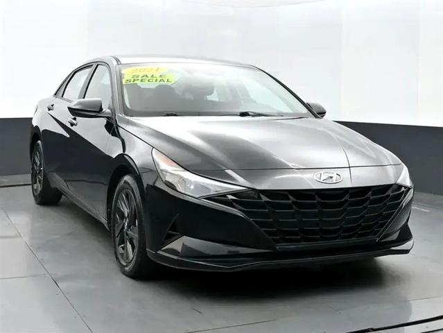 Photo of 2021 Phantom Black Hyundai ELANTRA
