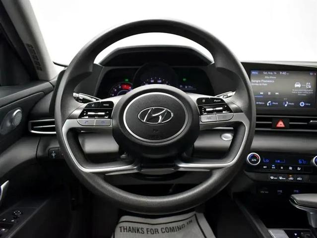 Photo of 2021 Phantom Black Hyundai ELANTRA