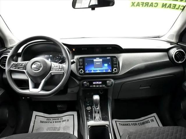 Photo of 2021 Super Black Nissan Kicks