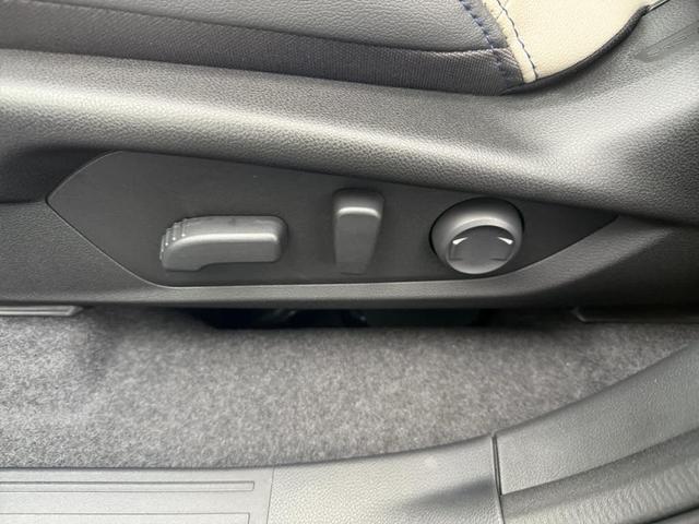 Photo of 2025 Blue Pearl Subaru Forester Hybrid