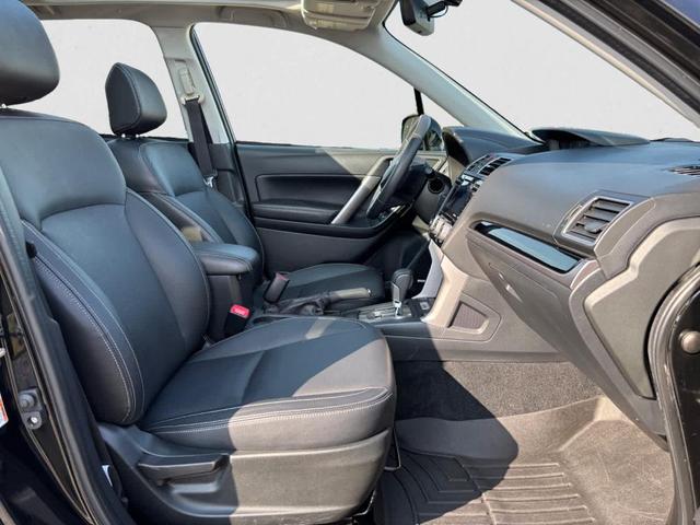 Photo of 2017 Crystal Black Silica Subaru Forester
