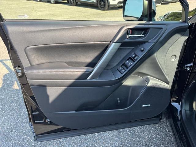 Photo of 2017 Crystal Black Silica Subaru Forester