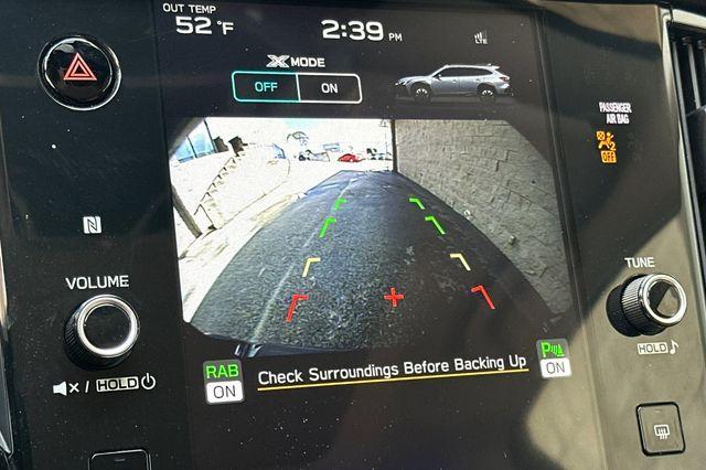 Photo of 2024 Crystal Black Silica Subaru Outback