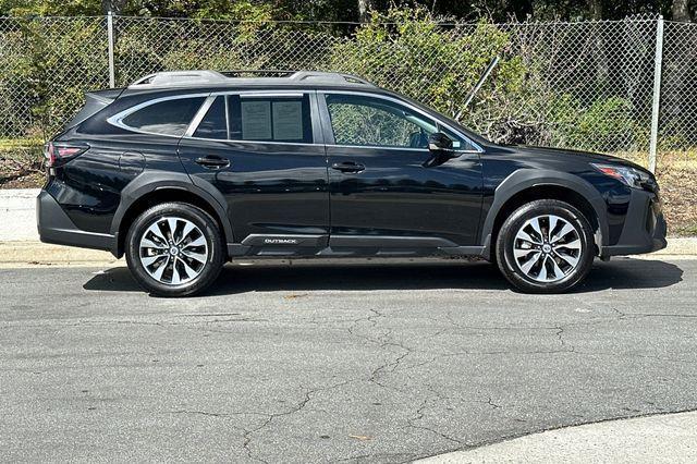 Photo of 2024 Crystal Black Silica Subaru Outback