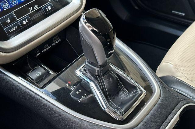 Photo of 2024 Crystal Black Silica Subaru Outback
