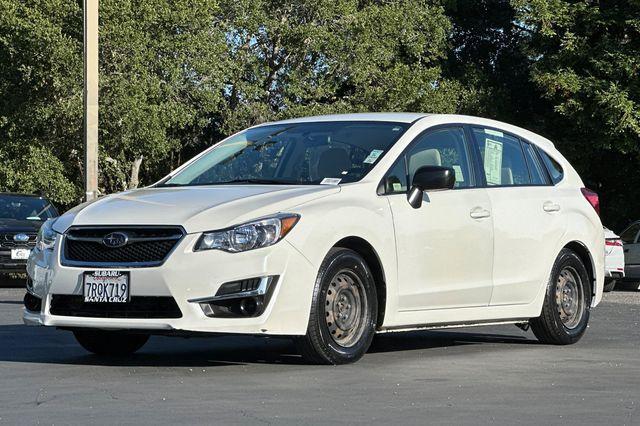 Photo of 2016 Crystal White Pearl Subaru Impreza