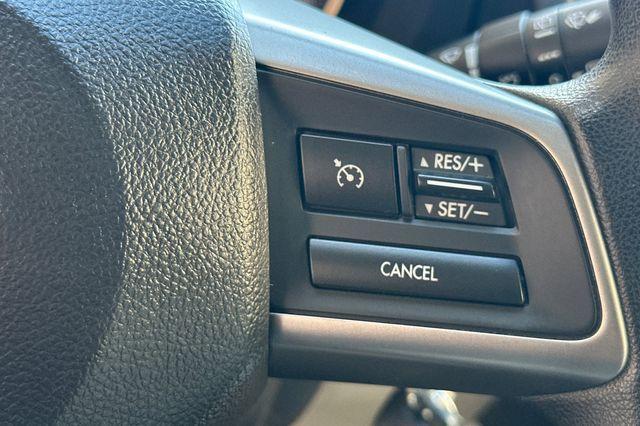 Photo of 2016 Crystal White Pearl Subaru Impreza